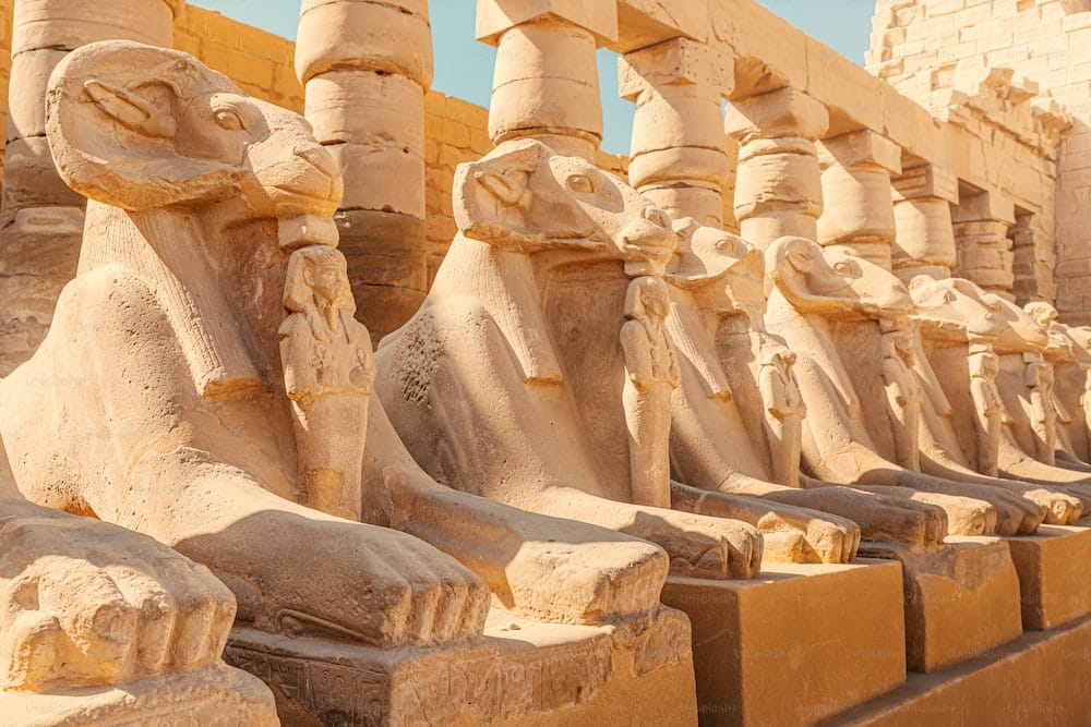 Egypt Luxury Tour 15-Day  | 05 nights Cairo » 03 nights Aswan – Luxor Nile Cruise » 02 nights Luxor » 04 nights Hurghada