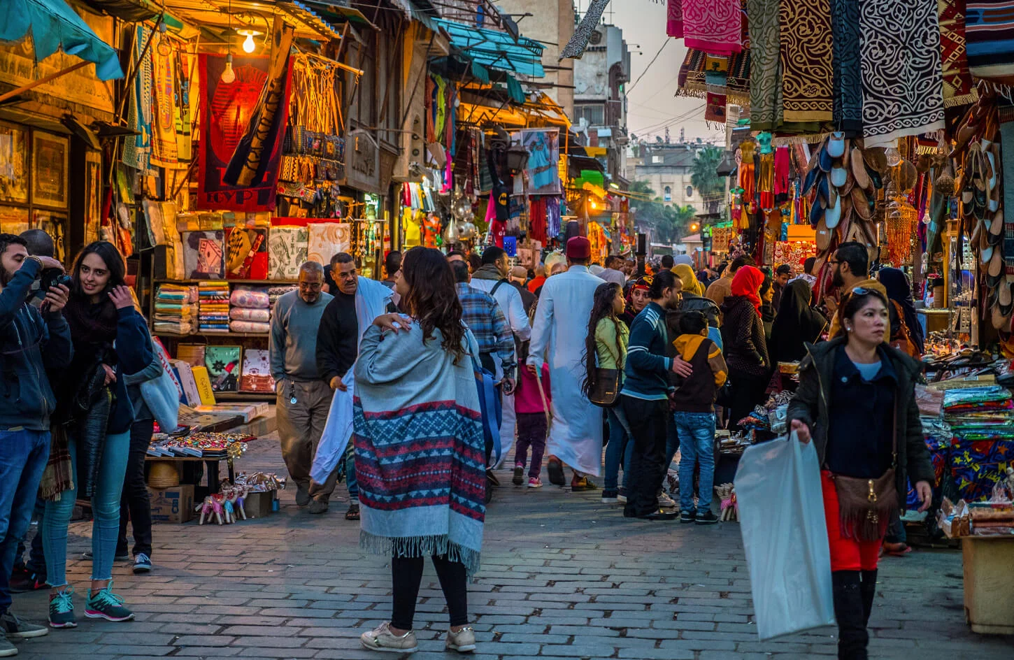 🕌✨ Islamic Cairo Walking Tour: Al Muizz Street & Khan El Khalili Bazaar Experience 🛍️🏺