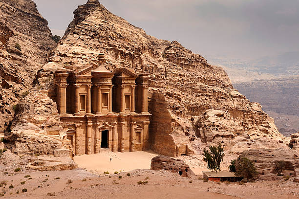 ✨ 13-Day Luxury Egypt & Petra Journey – Cairo, Sharm El Sheikh, Alexandria & Petra Escape 🌍👑