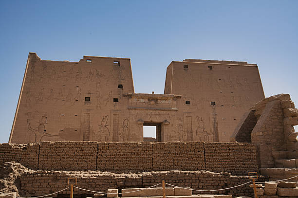 ✨ 8-Day Egypt Budget Tour – Cairo, Nile Cruise & Alexandria Adventure