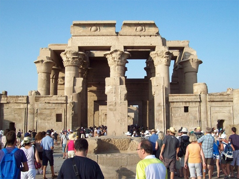 🌟 13 Days Egypt Adventure Tour: Cairo, Nile Cruise, Hurghada & Desert Safari